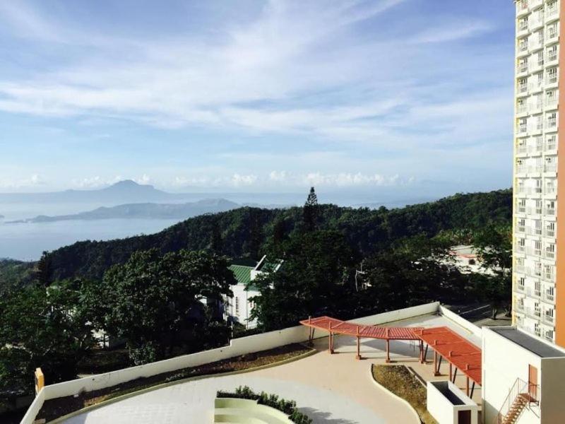 Cityland Tagaytay Taal Lake View City View Free Pool Parking Tagaytay City Exterior foto