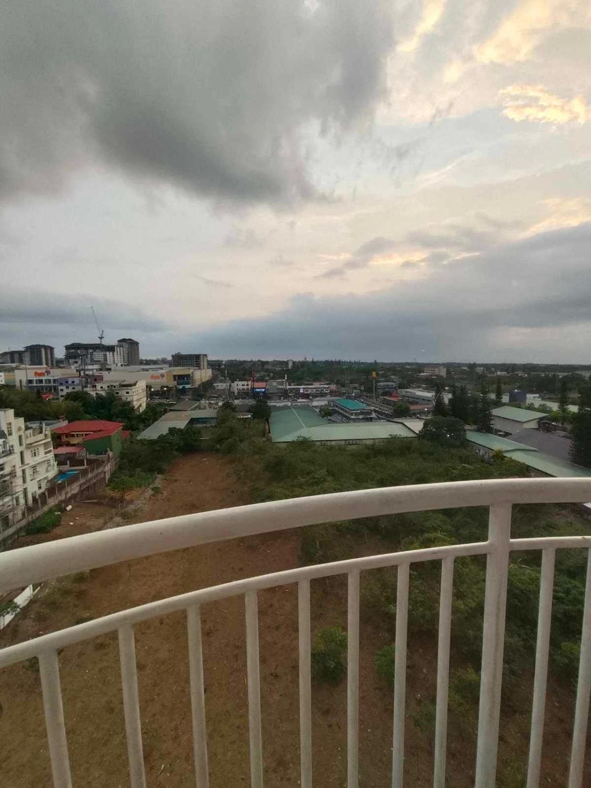 Cityland Tagaytay Taal Lake View City View Free Pool Parking Tagaytay City Exterior foto